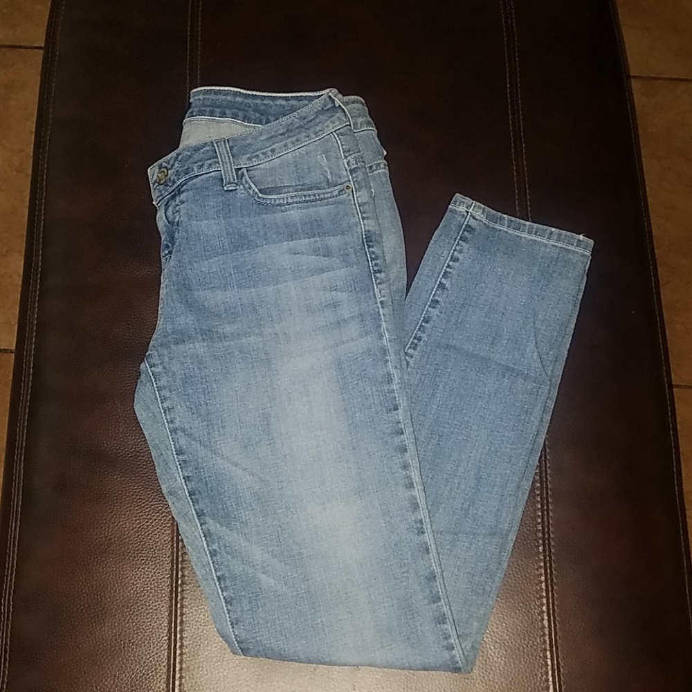 Guess jeans... WORN 2-3 TIMES!